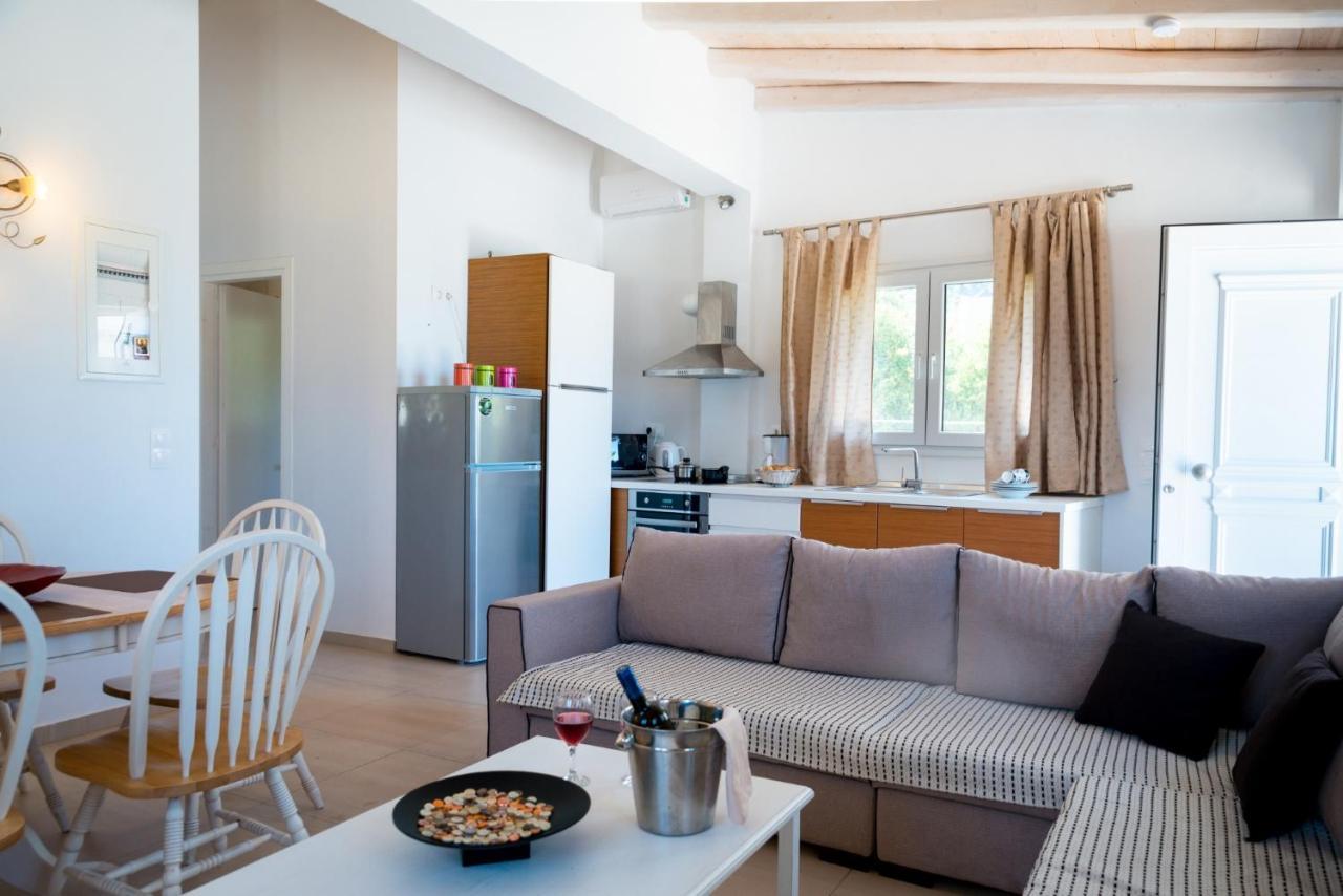Apartment Sofia - Beachfront Ájos Spyrídon Eksteriør bilde